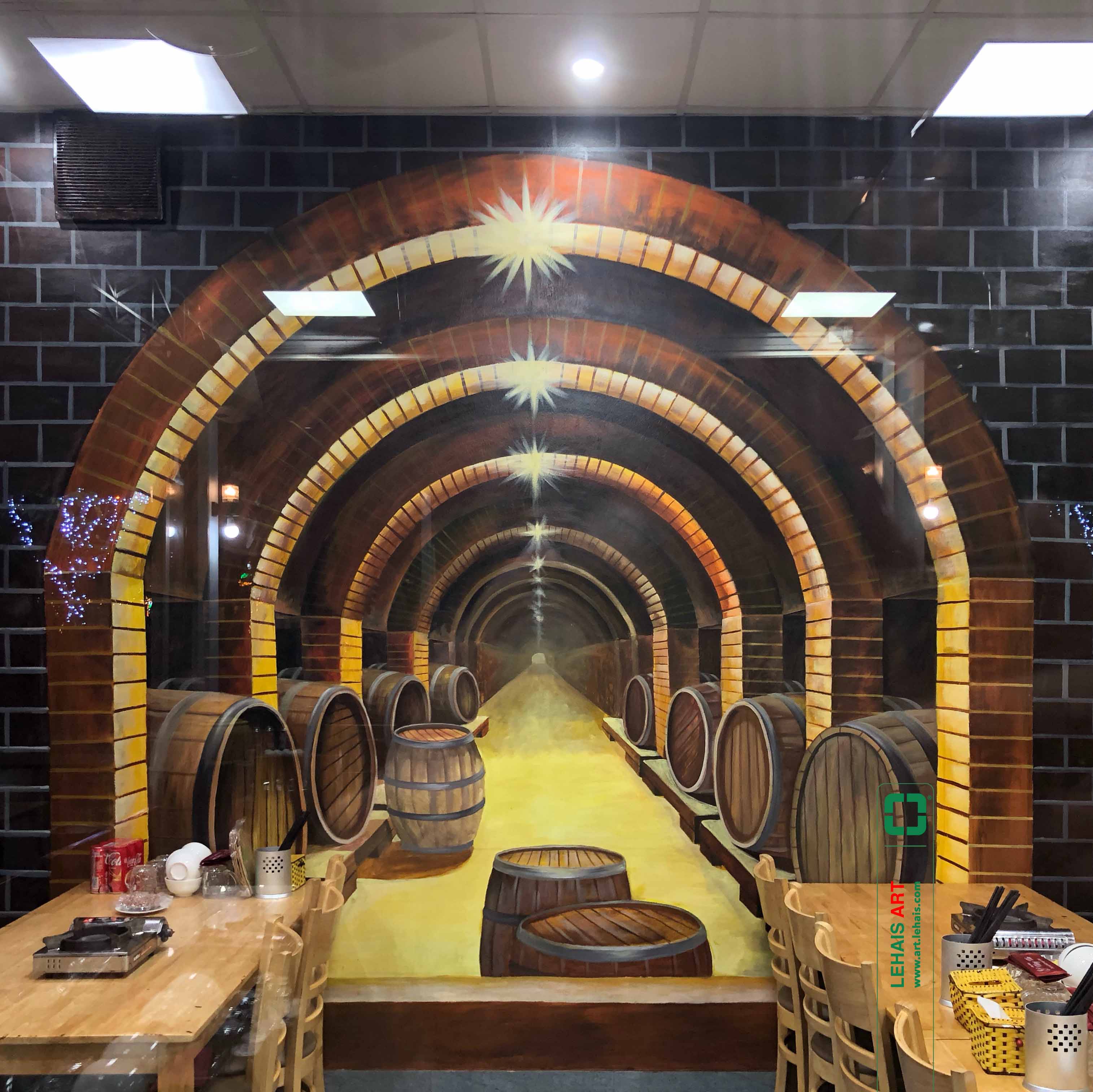 Vẽ tranh 3D trên tường hình ảnh Hầm Rượu tại nhà Hàng Hùng Tàu ở Phố Nối, Hưng Yên - TT197LHAR